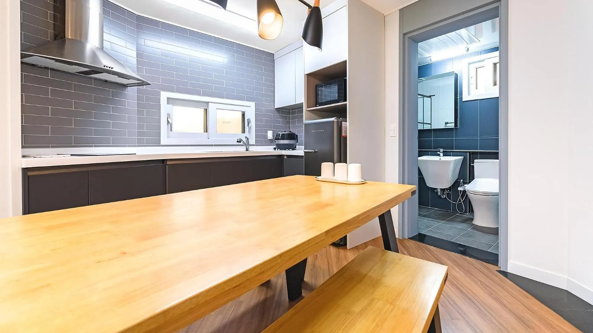 بيت ضيافة Jeju Eseutteuleya Pension